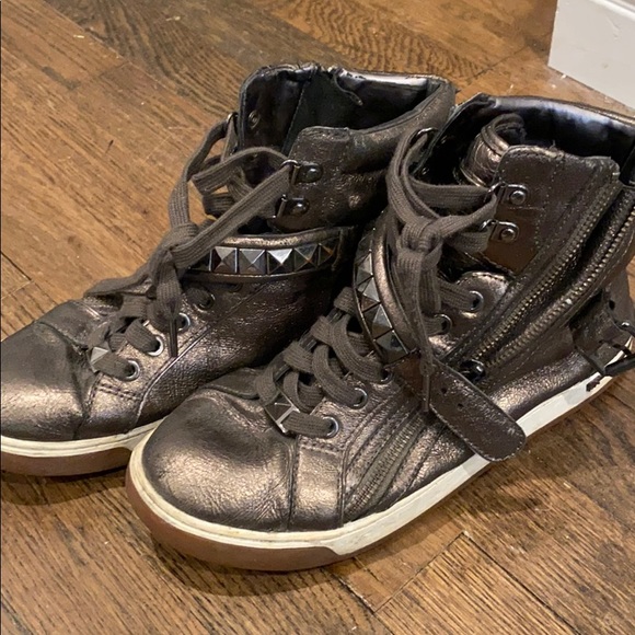 Michael Kors Hightop Sneakers - Picture 1 of 5